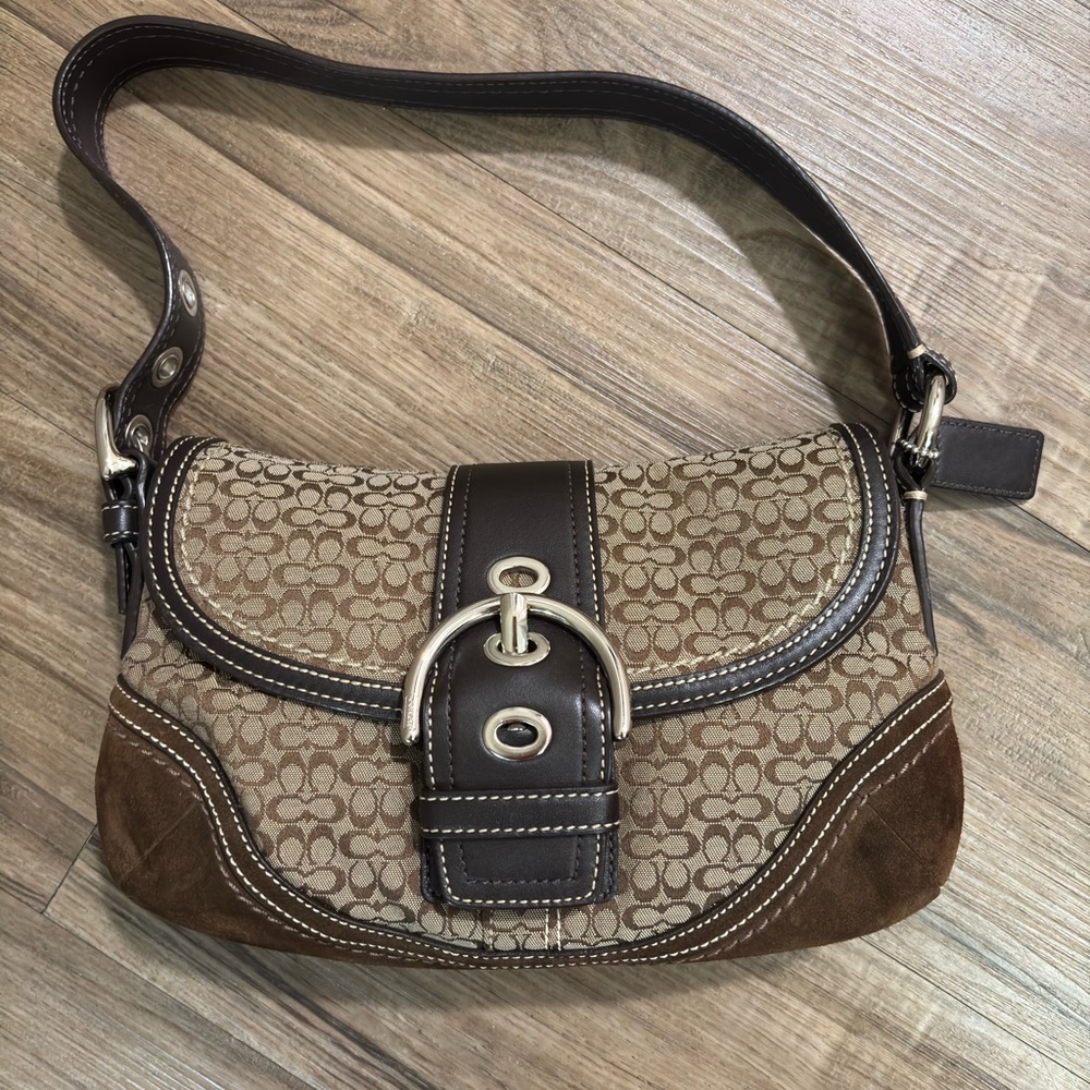 Brown Coach mini soho